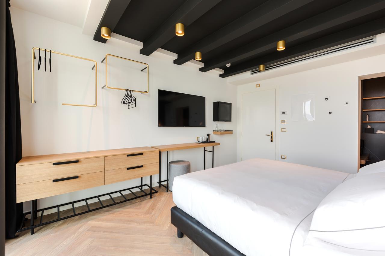 Maisonme Boutique Hotel (Adults Only) Bardolino Exteriör bild
